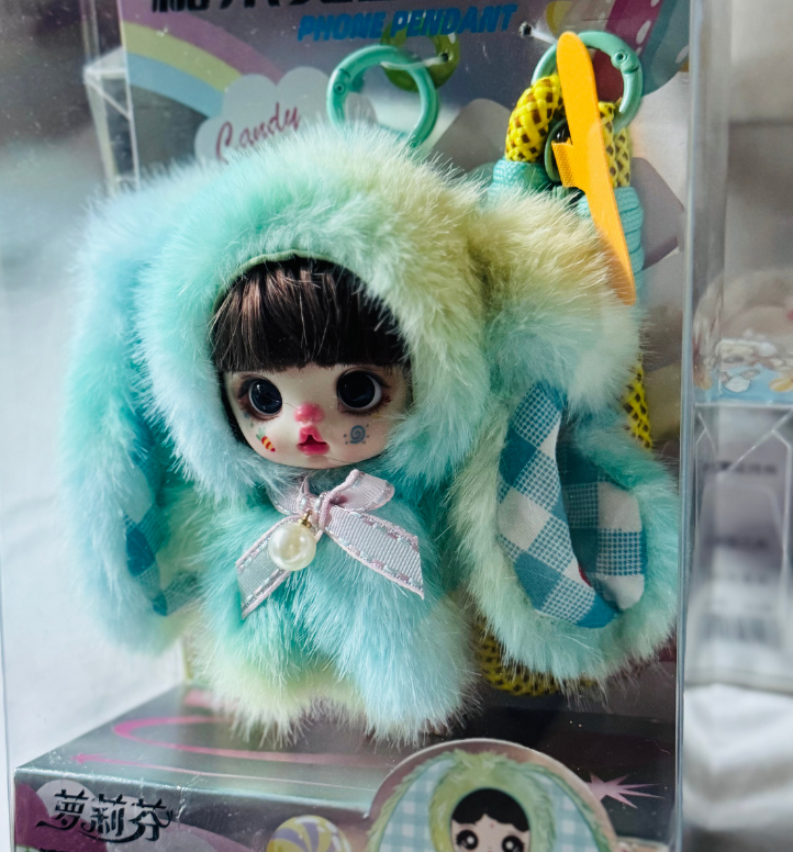 Adorable Luolifen jointed doll that can be used as a bag charm and phone pendant. (1 piece)